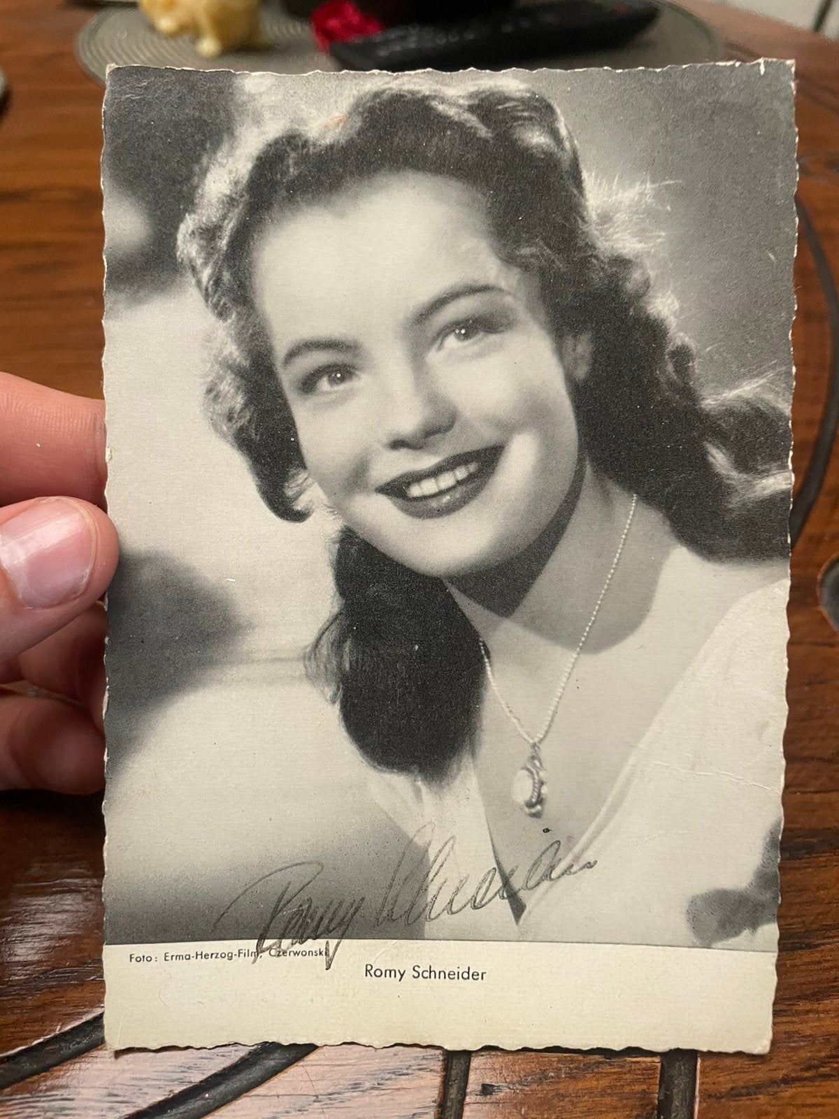 Originele fotokaart Romy Schneider Sisi met handtekening, Ophalen of Verzenden, 1940 tot 1960, Zo goed als nieuw