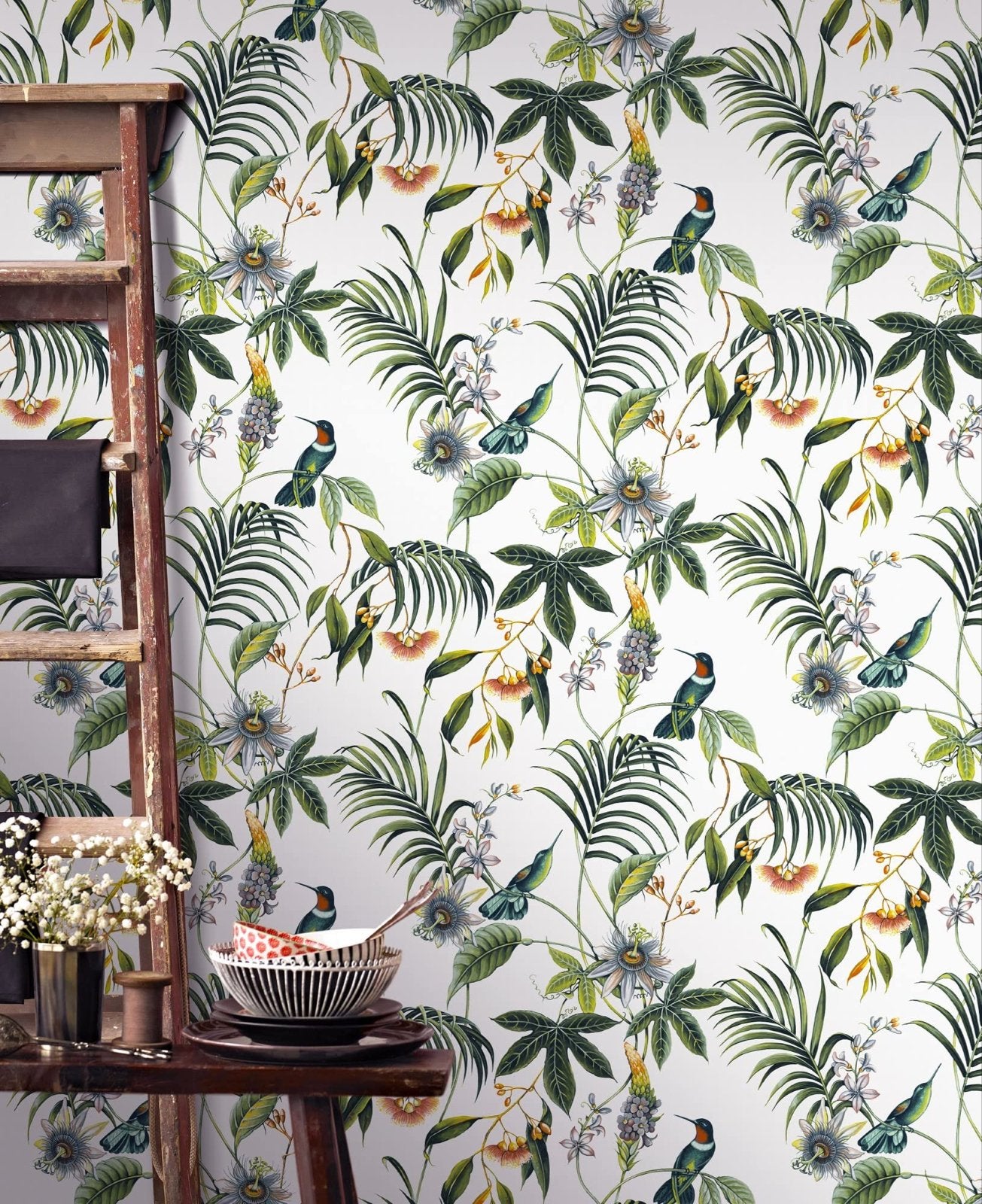 NIEUWE rollen Vliesbehang Superfresco Easy Adilah 106975 wit, Graham & Brown, Bloemen, Natuurlijk, Wit