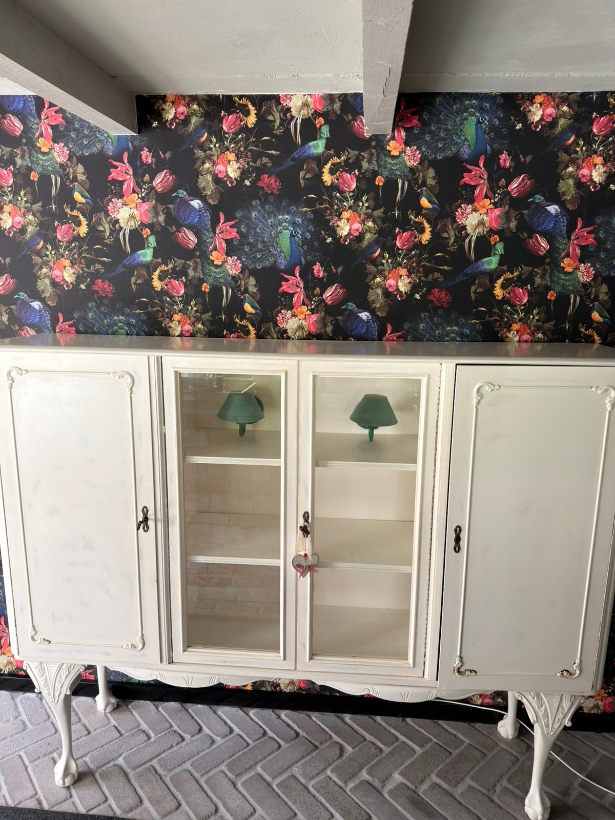 Brocante wit geschilderde kast., Ophalen, Gebruikt, 25 tot 50 cm, 50 tot 100 cm
