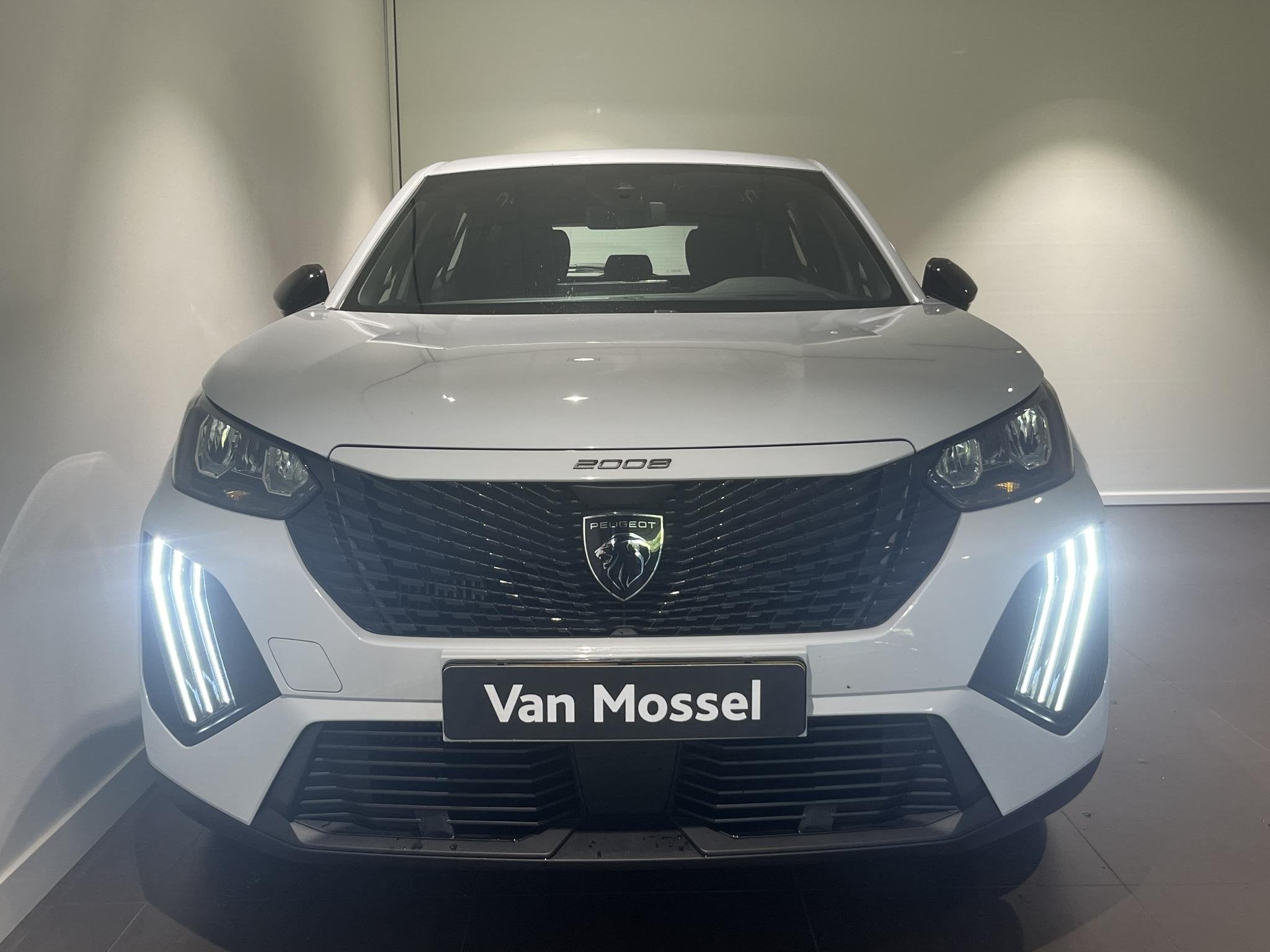 Peugeot 2008 1.2 PureTech 100 Active | CAMERA | CLIMATE CONT, 12 maanden, Stof, Euro 6, 1199 cc