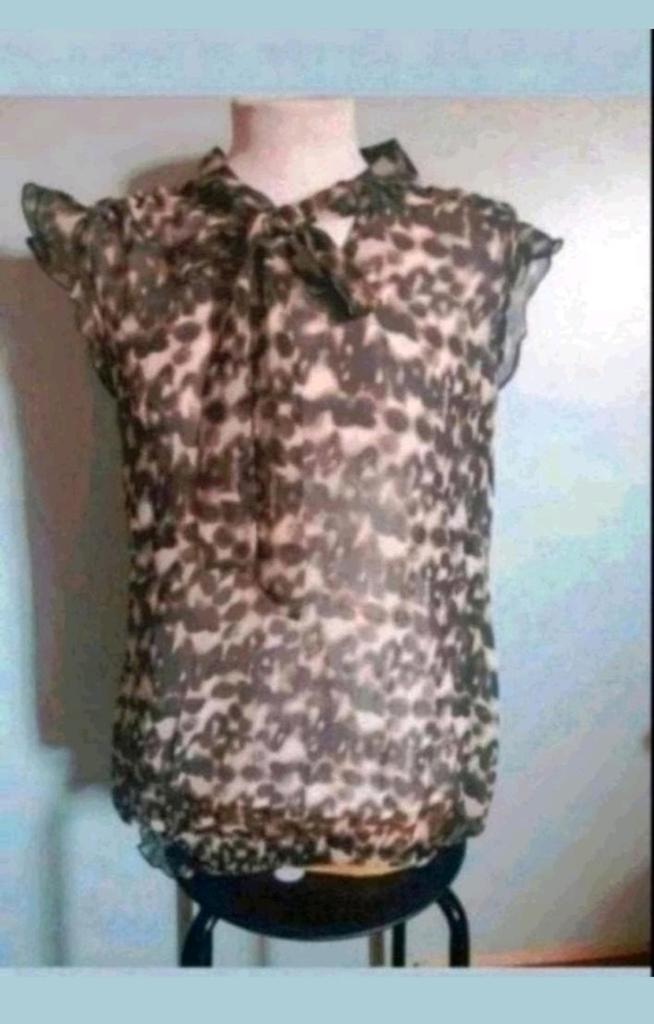 Tijgerprint blouse, Ophalen of Verzenden, Zo goed als nieuw, Maat 42/44 (L), Bruin