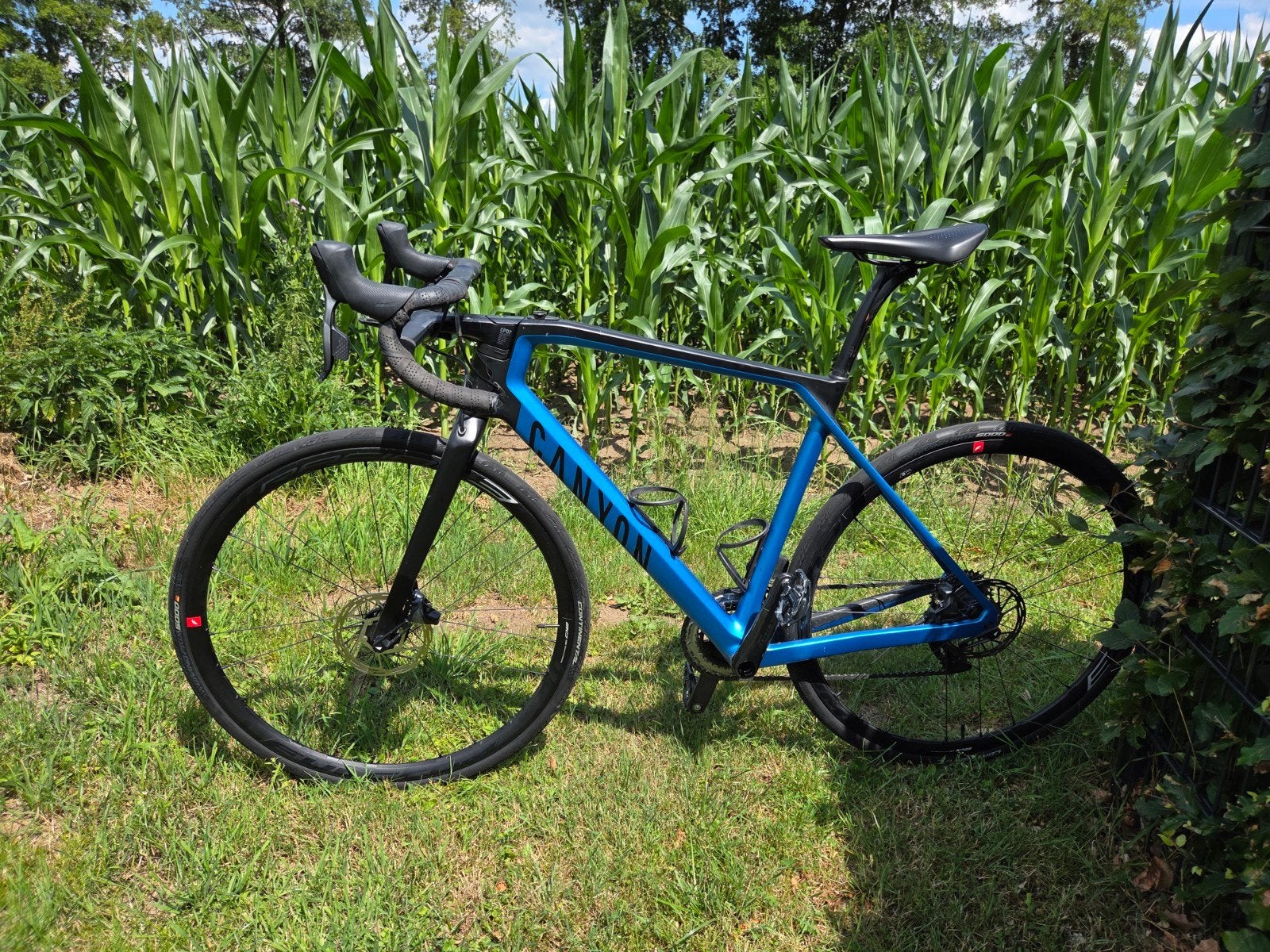 Canyon Grail CF SL  Di2 Gravelbike  met extra wielset, 28 inch, Gebruikt, Meer dan 20 versnellingen, Schijfrem
