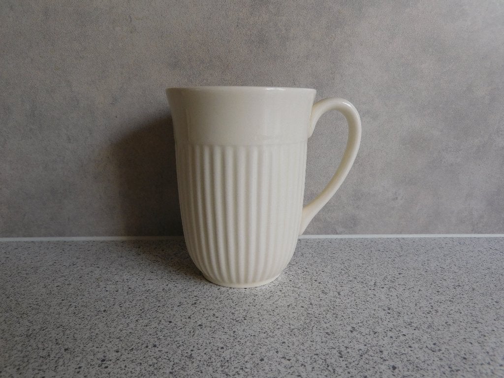 Wedgwood Edme Mok - 220 ml, 9x8 cm, Klassiek, Zo goed als nieuw, Mok, Ophalen of Verzenden