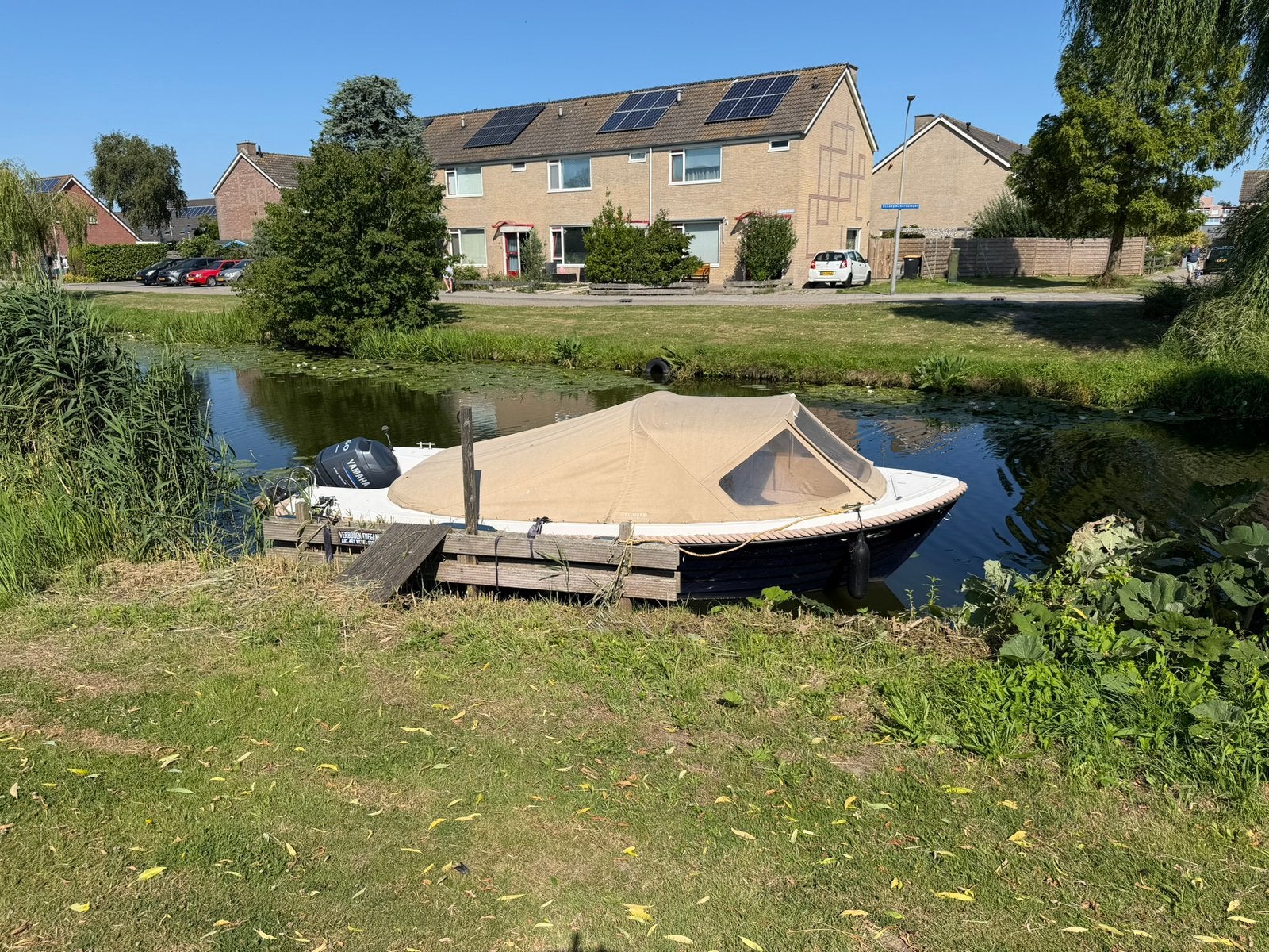 Valory 555 sloep, Watersport en Boten, Sloepen, Zo goed als nieuw, Consoleboot, Kussenset, Rondzit, Zonnedek, Buitenboordmotor