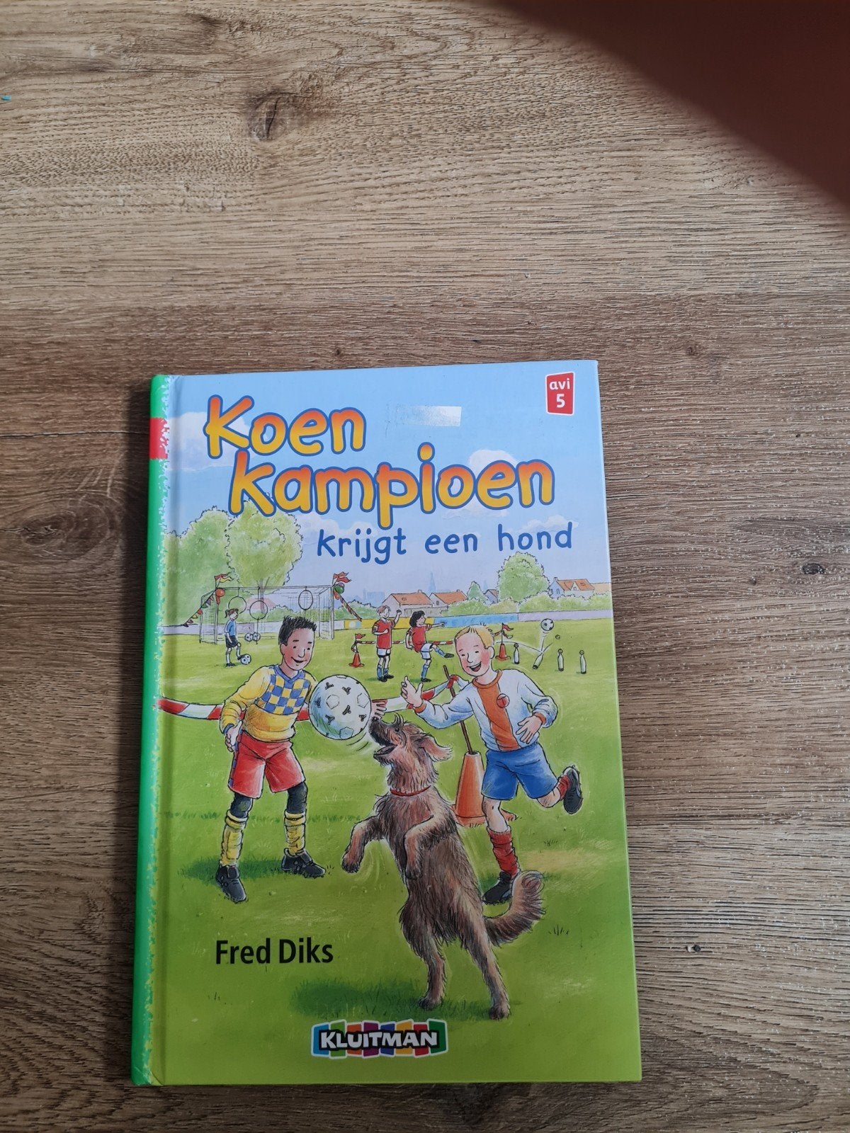 Koen Kampioen krijgt een hond - Fred Diks, Boeken, Kinderboeken | Jeugd | onder 10 jaar, Ophalen of Verzenden