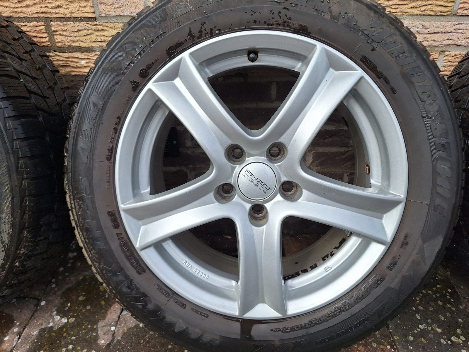 Lichtmetalen Anzio velgen met winterbanden 215/60R17, Ophalen, Gebruikt