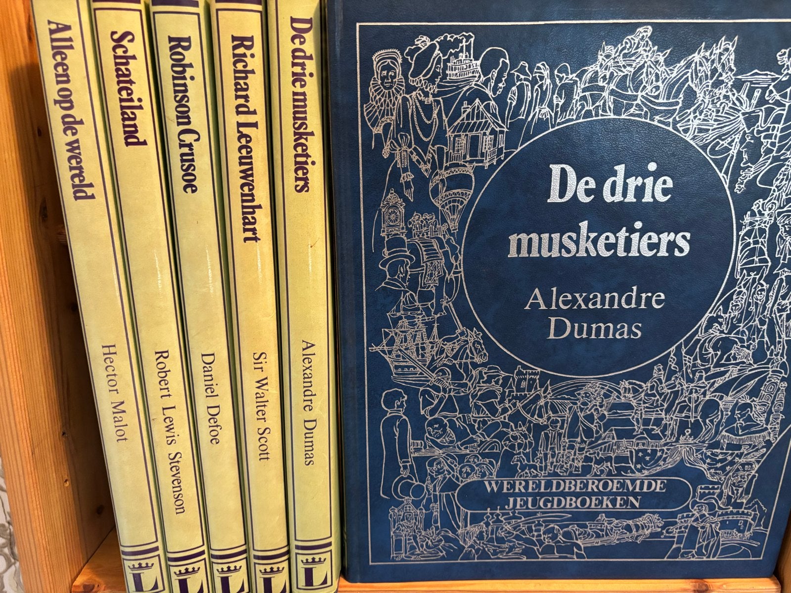Wereldberoemde Jeugdboeken: De Drie Musketiers e.a., Ophalen, Gelezen, Fictie