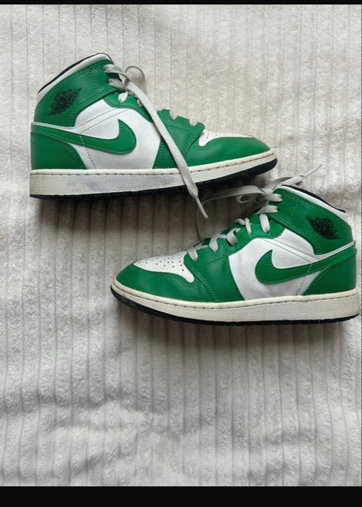 Nike Air Jordan 1 Mid Groen/Wit - Maat 36.5, Kleding | Dames, Schoenen, Ophalen of Verzenden, Gedragen, Groen, Sneakers of Gympen