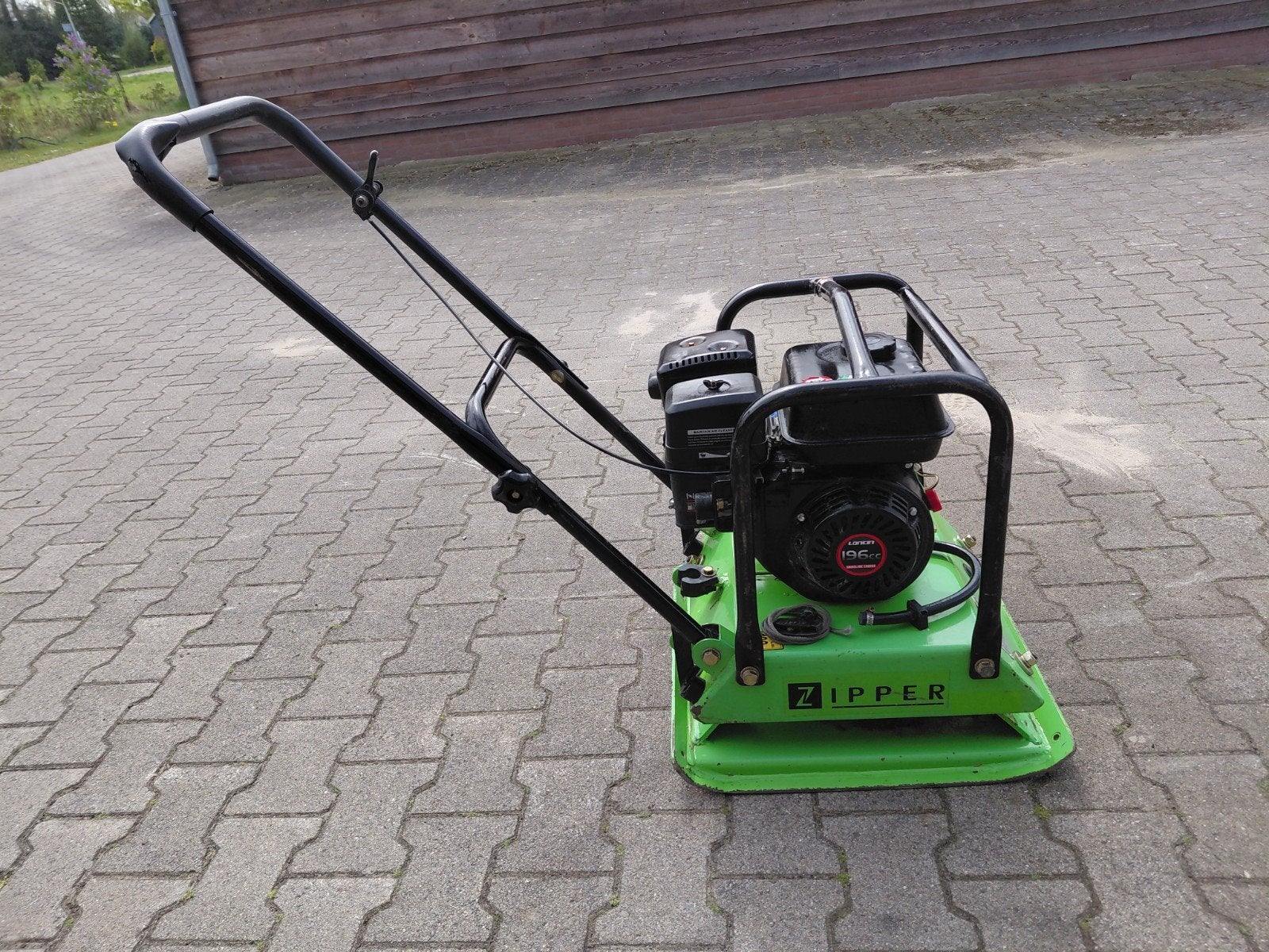 Zipper Trilplaat ZI-RPE90C - Trilplaat 86 kg, Ophalen of Verzenden, Gebruikt