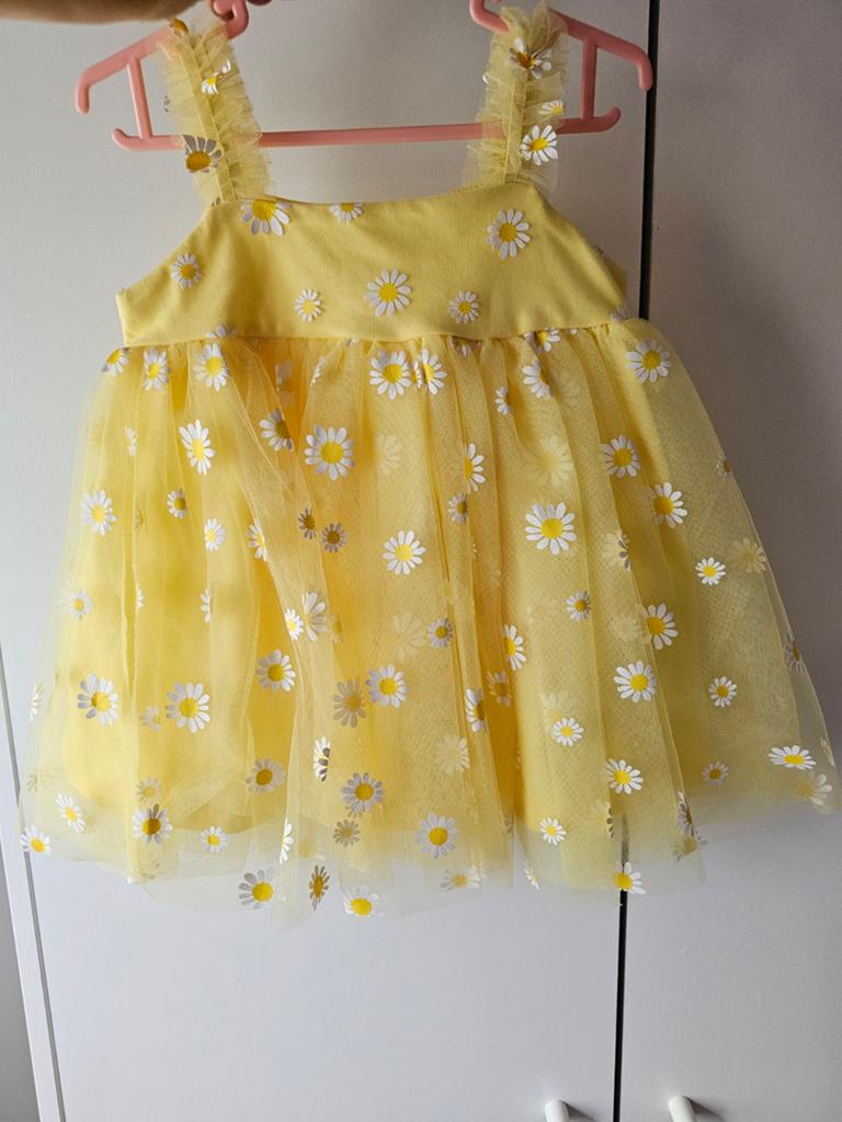 Nieuw kinderjurkje maat 68/70 met madeliefjesprint, Kinderen en Baby's, Babykleding | Maat 68, Ophalen of Verzenden, Nieuw, Meisje