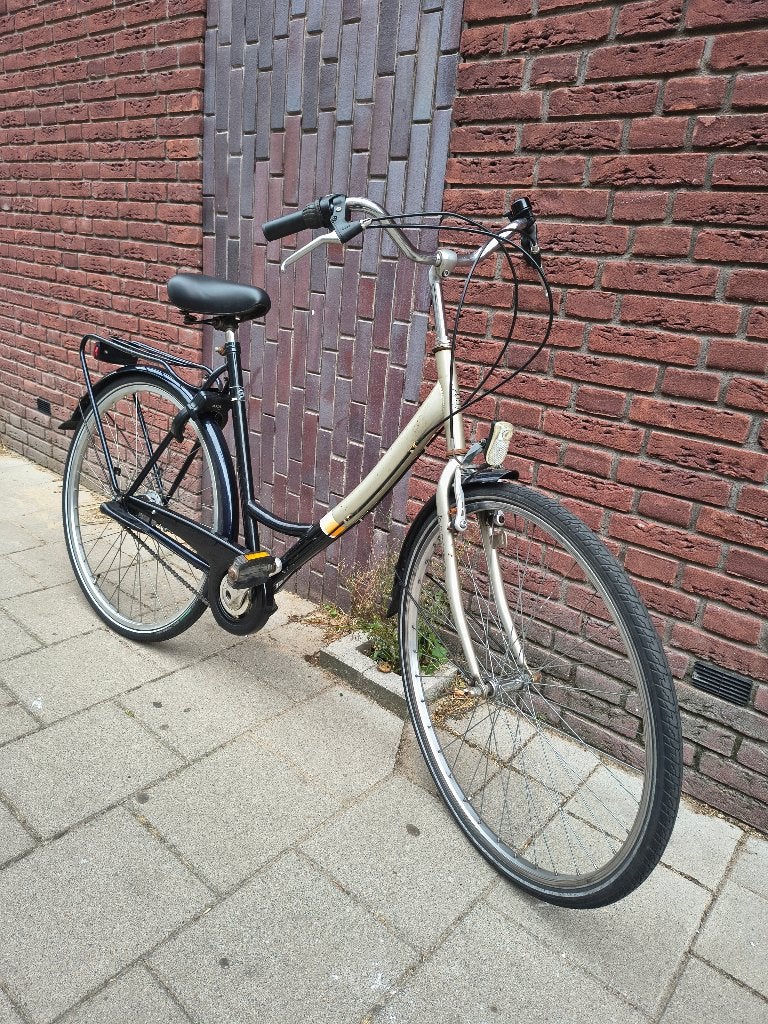 Damesfiets met handrem en 3 versnellingen, Gebruikt, Versnellingen, 56 cm of meer, Trommelrem