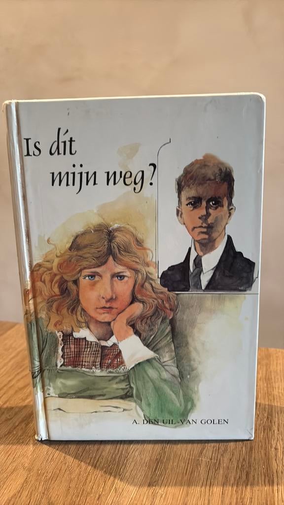 KR-10 A den Uil- v Golen Is dít mijn weg?, Ophalen of Verzenden, Gelezen, Noord-Brabant