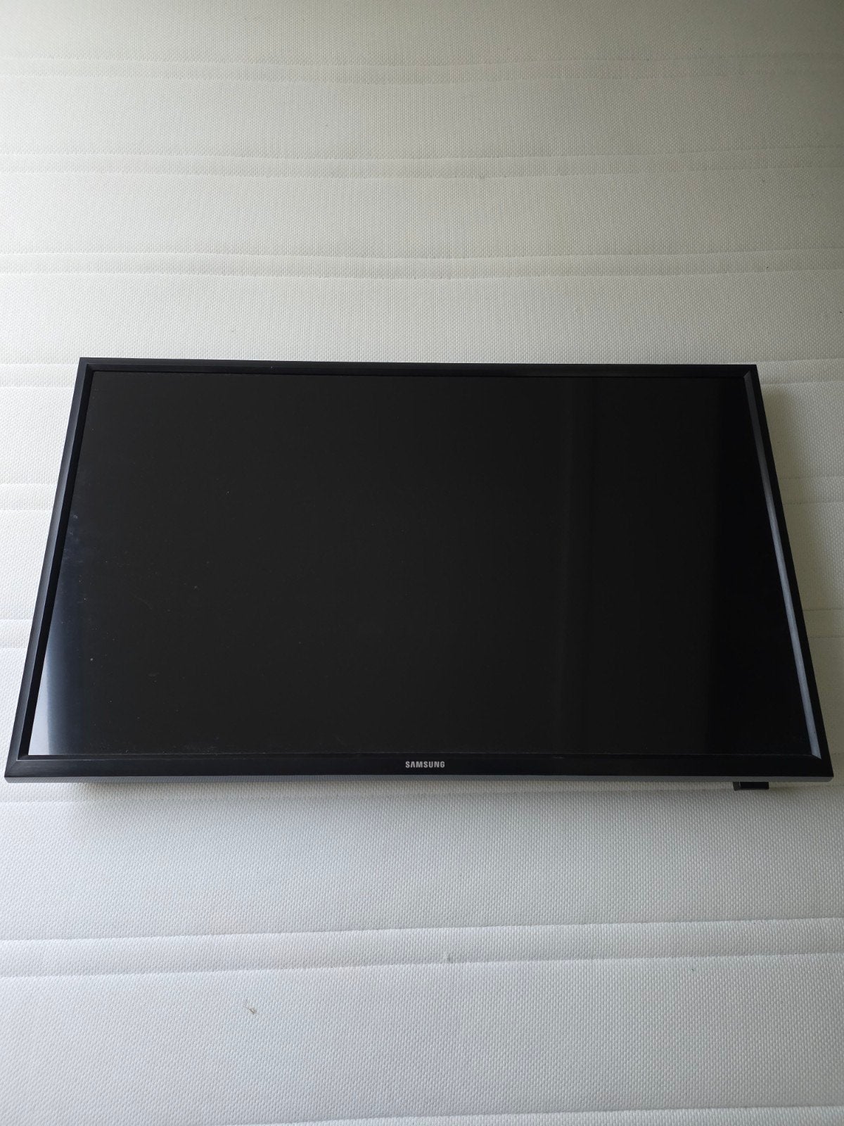 Samsung TV 28inch met ophangbeugel, Ophalen, 50 Hz, HD Ready (720p), Samsung