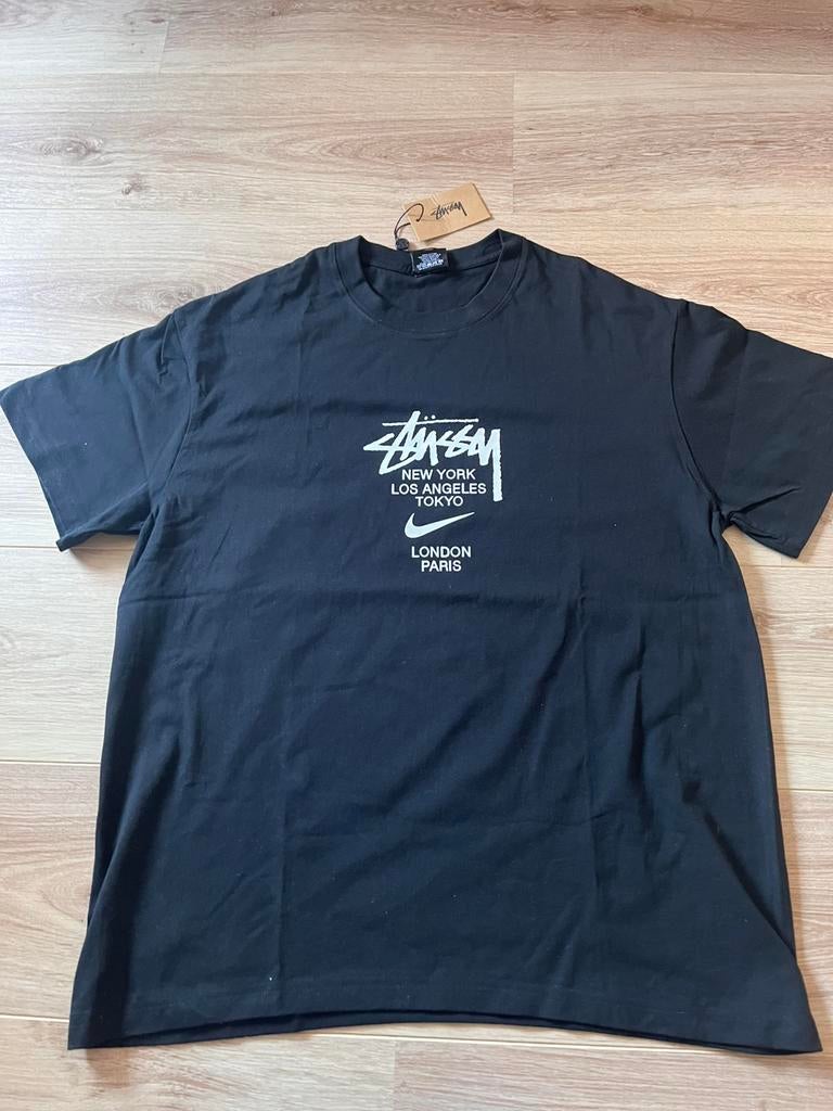Stussy t-shirt, Kleding | Heren, T-shirts, Ophalen of Verzenden, Nieuw, Maat 52/54 (L), Zwart