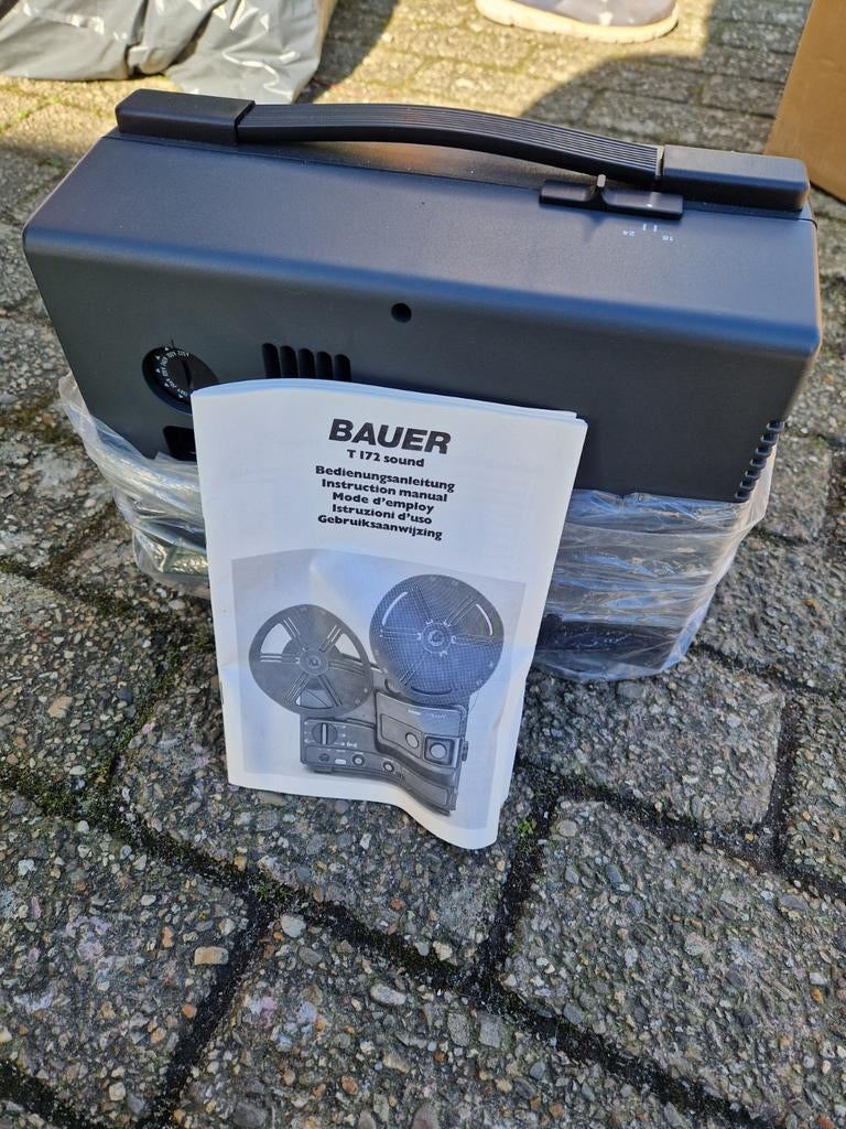 Bauer T 172 Sound Super 8 Projector, Ophalen of Verzenden, Gebruikt, Met scherm