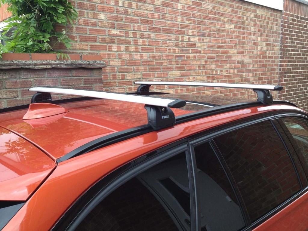 Thule Wingbar dakdragers BMW 3 serie, 2 serie en X & I, Ophalen
