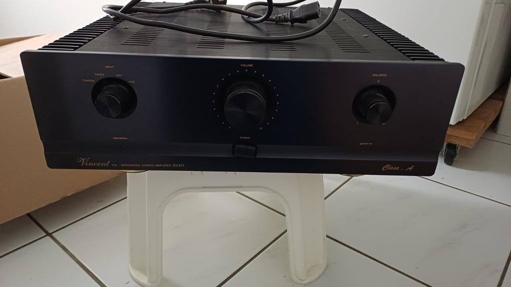 Vincent SV- 231 Versterker, Ophalen of Verzenden, 120 watt of meer, Overige merken