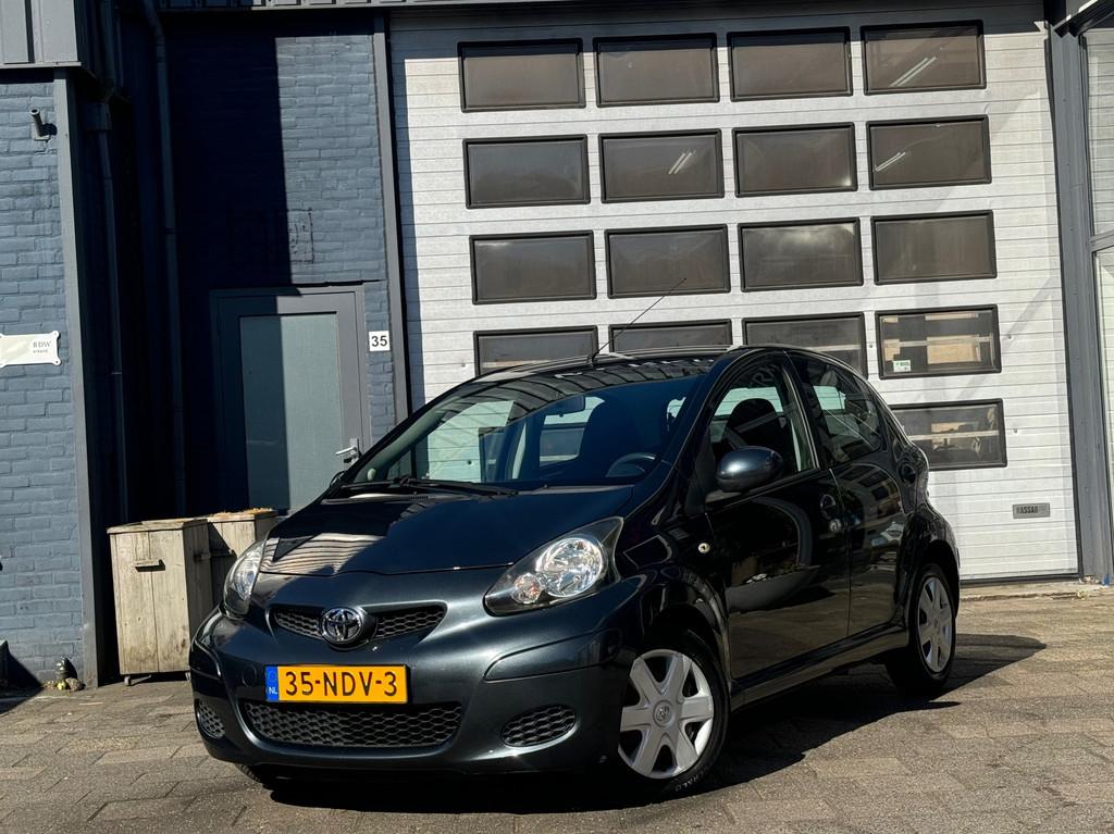 Toyota Aygo 1.0-12V Comfort | Airco | Automaat | 5-DRS, Auto's, Gebruikt, 4 stoelen, 68 pk, Origineel Nederlands