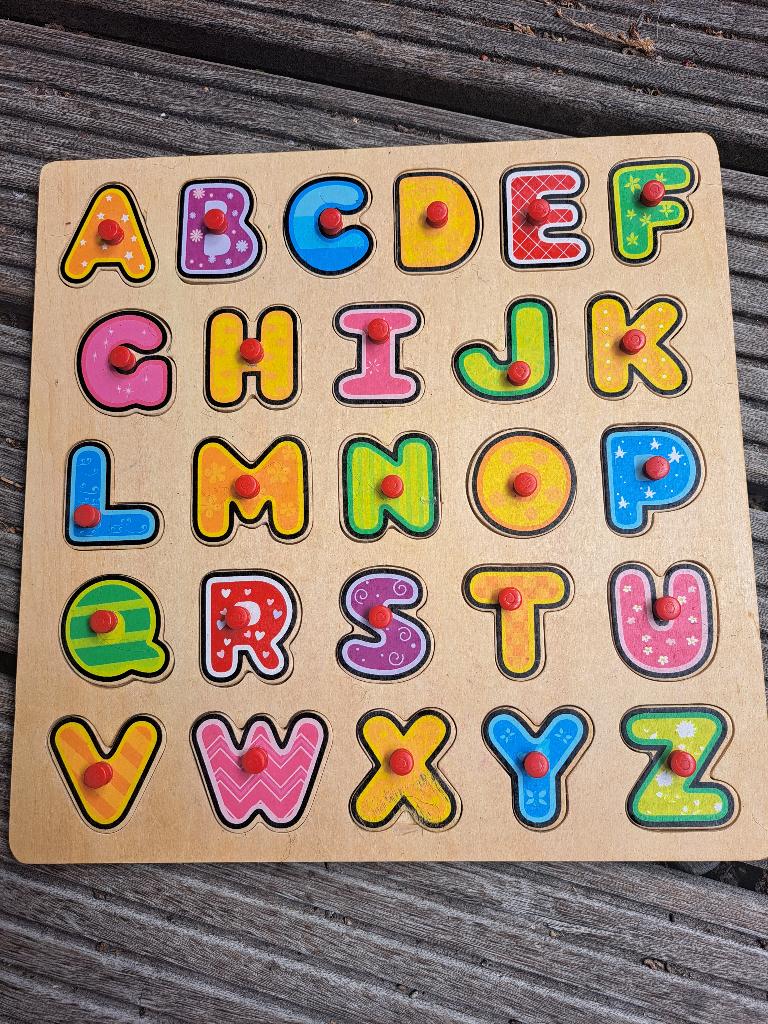 Mooie houten alfabet puzzel, Kinderen en Baby's, Speelgoed | Kinderpuzzels, Ophalen, 2 tot 4 jaar, Meer dan 50 stukjes, Zo goed als nieuw