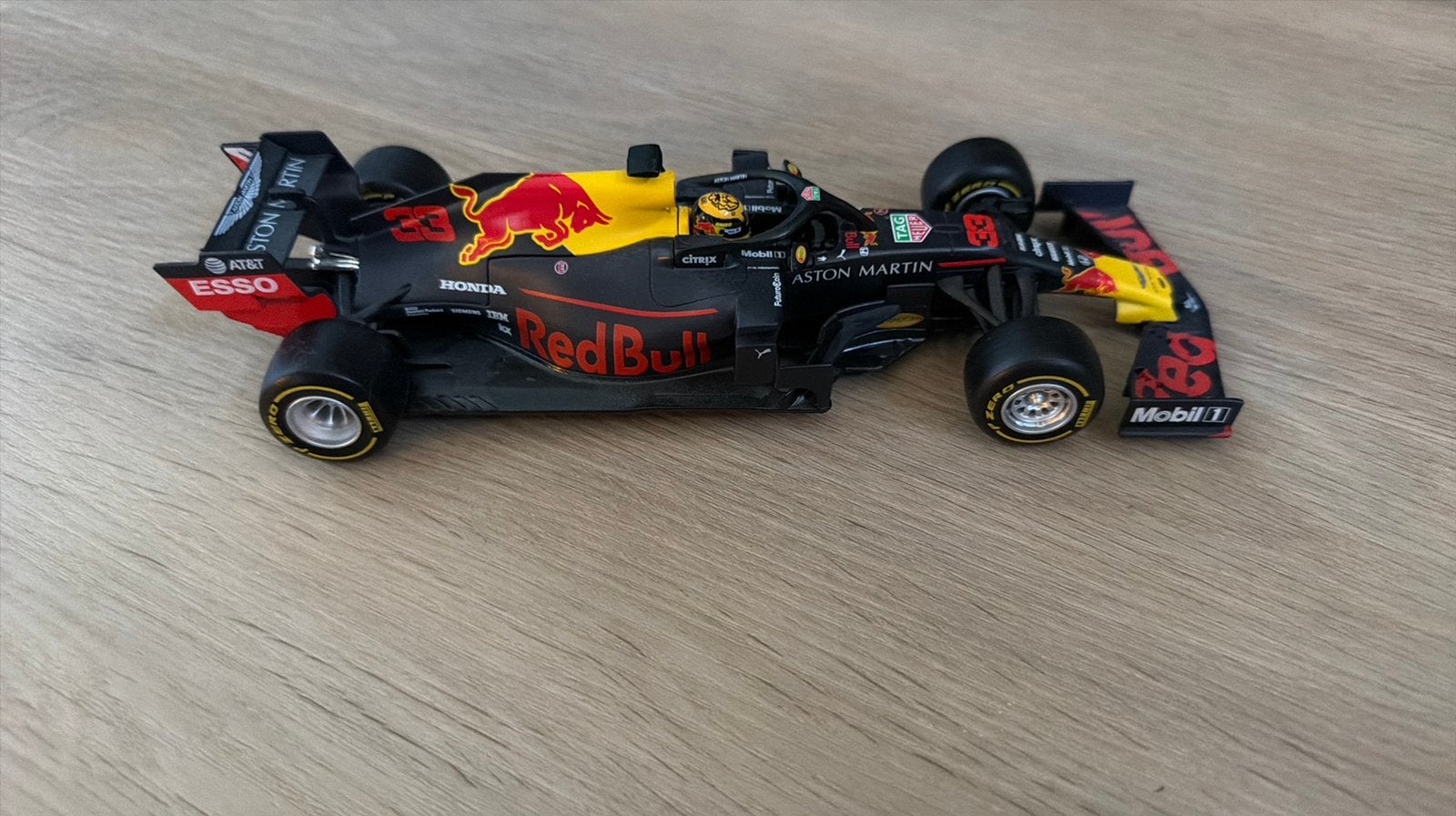 Redbull race auto’s Max Verstappen, Ophalen, Zo goed als nieuw, Formule 1