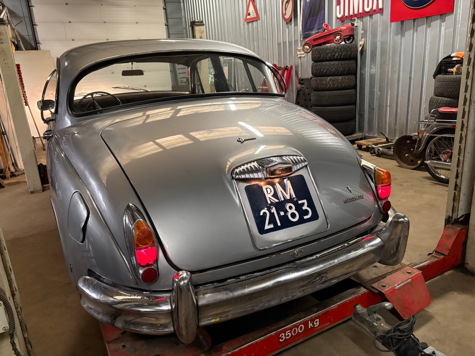 Daimler 250 V8 1963, LHD, Apk en belastingvrij, Auto's, Automaat, Achterwielaandrijving, Leder, Overige kleuren