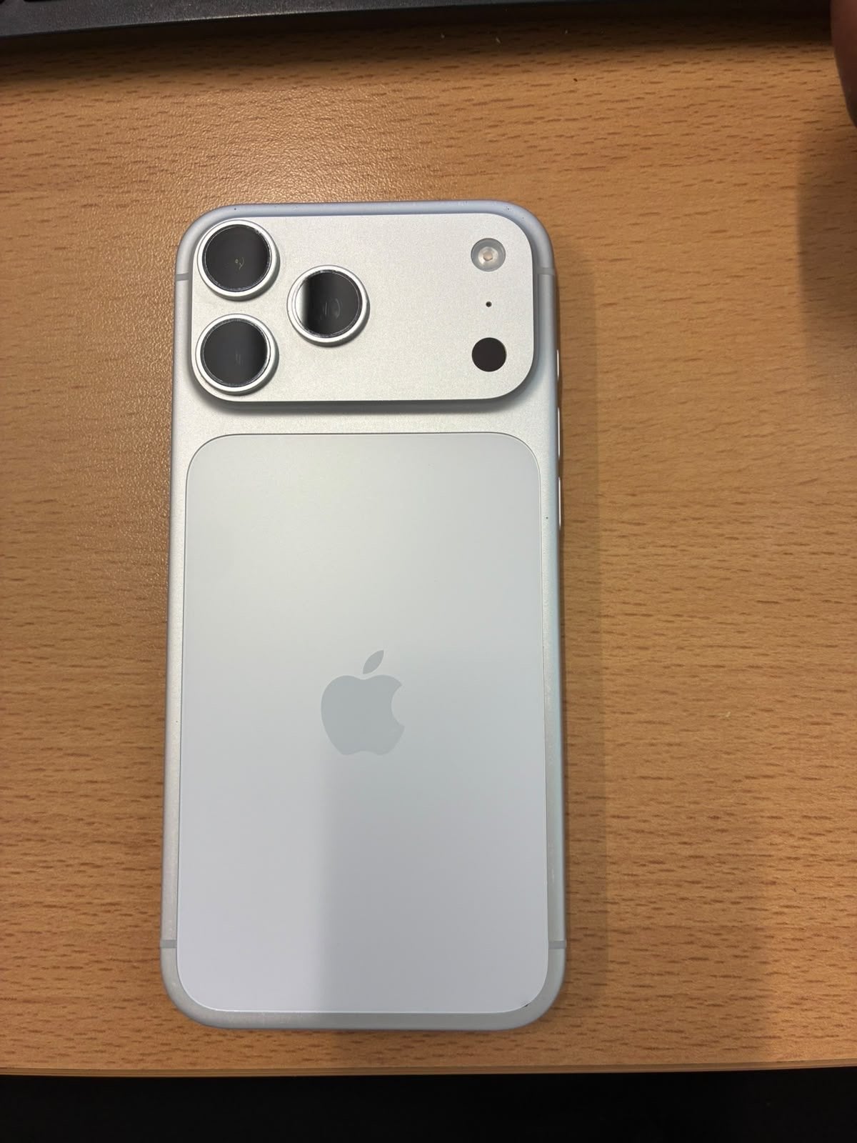 iPhone 17 Pro, Telecommunicatie, Zo goed als nieuw, Zonder simlock, Zilver, IPhone 17 Pro Max