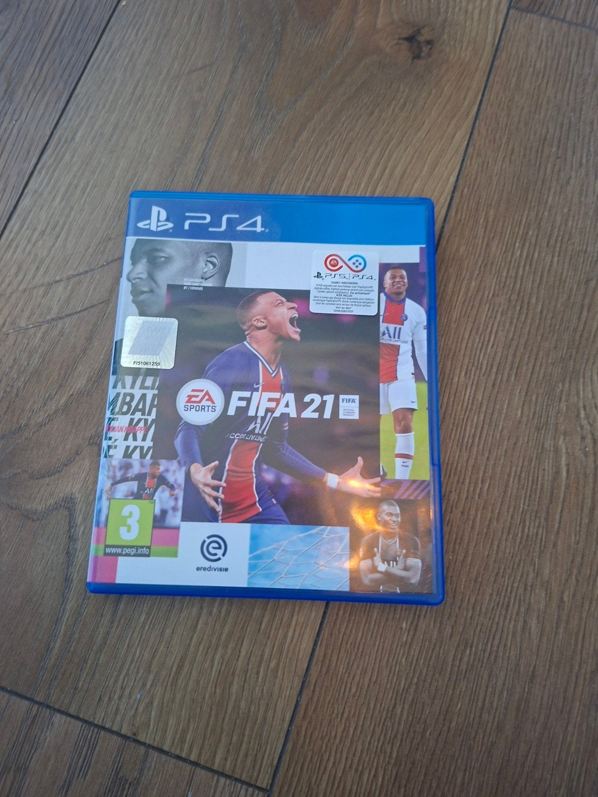 Fifa 21, Ophalen, Zo goed als nieuw, Sport, 3 spelers of meer