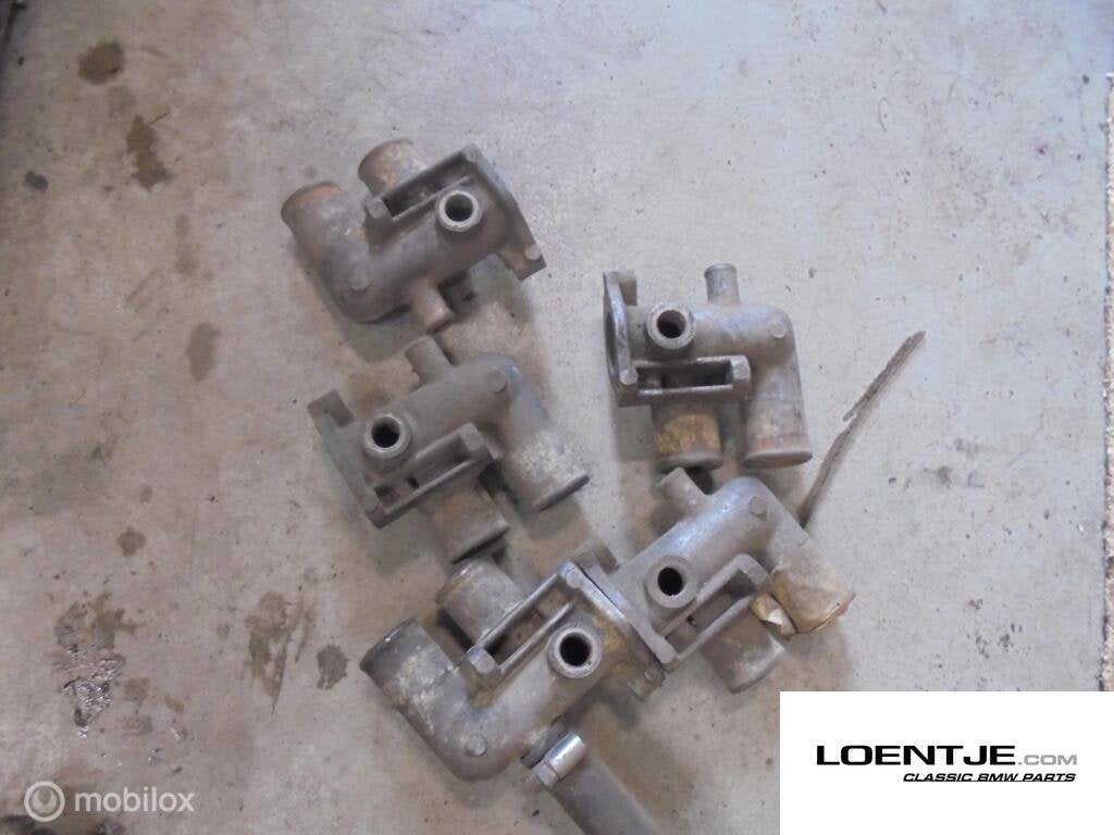 Koelwaterpijp aansluitflens bmw 02 1602 1802 2002, Auto-onderdelen, Gebruikt, Ophalen of Verzenden, BMW, BMW