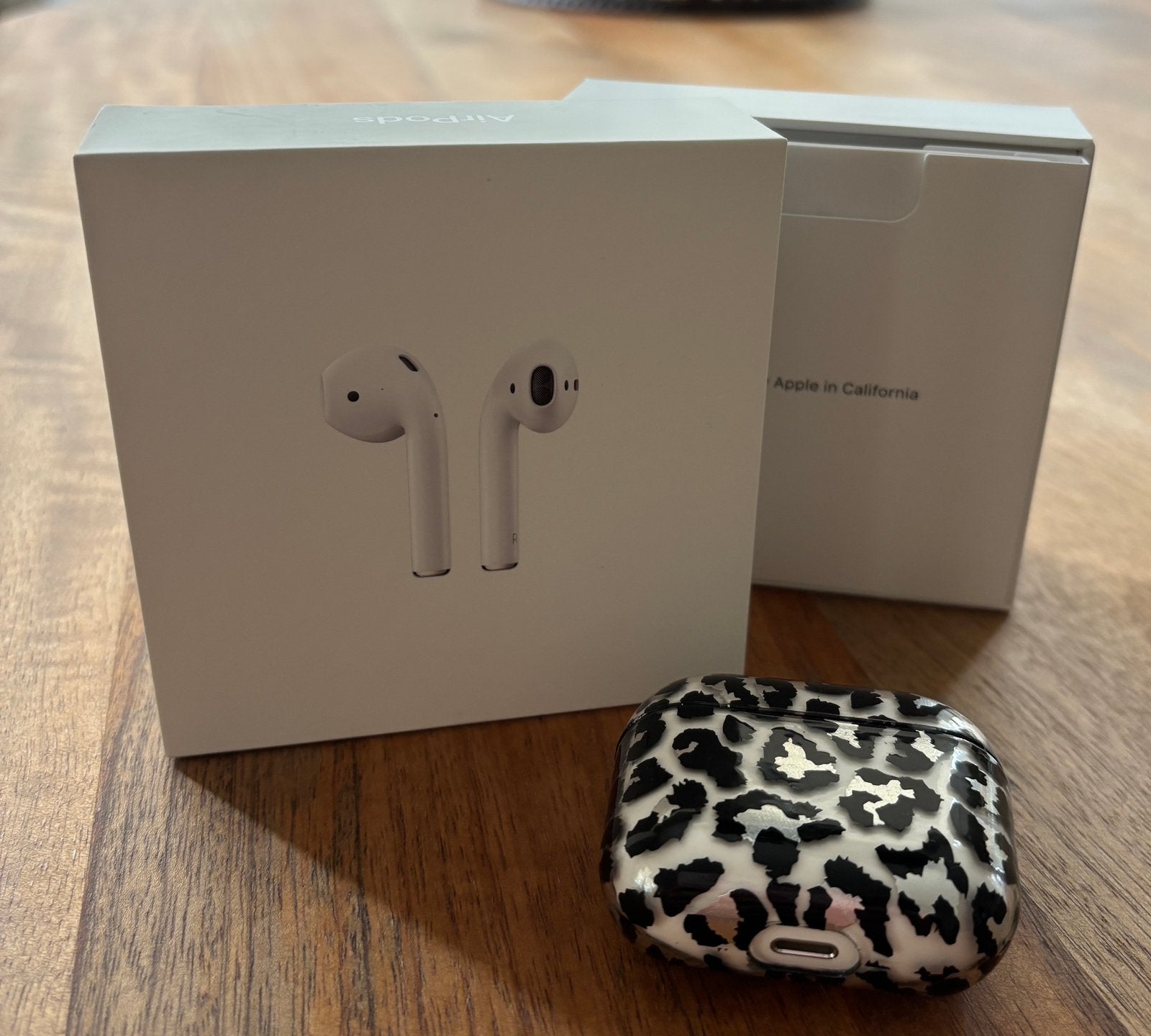 Apple airpods 4, Telecommunicatie, Mobiele telefoons | Oordopjes, Zo goed als nieuw, Ophalen