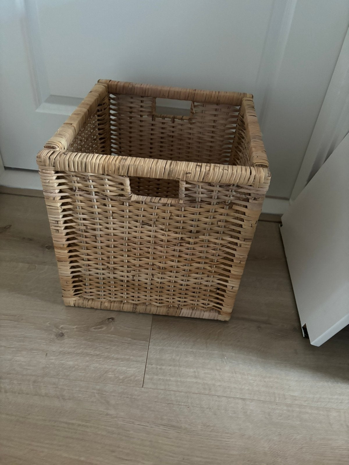 Ikea kallax rotan mand, Ophalen, Zo goed als nieuw, Rond, Riet
