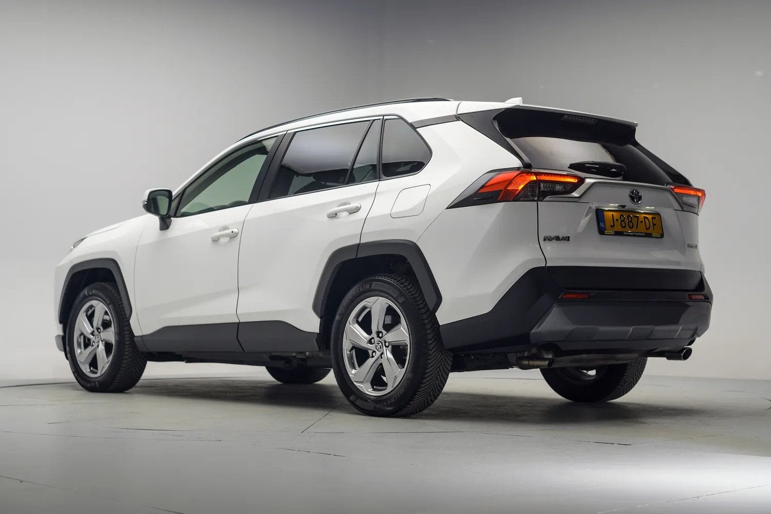 Foto 3 van Toyota RAV4 2.5 Hybrid AWD Style Aut. [ LED Apple/Android Ca