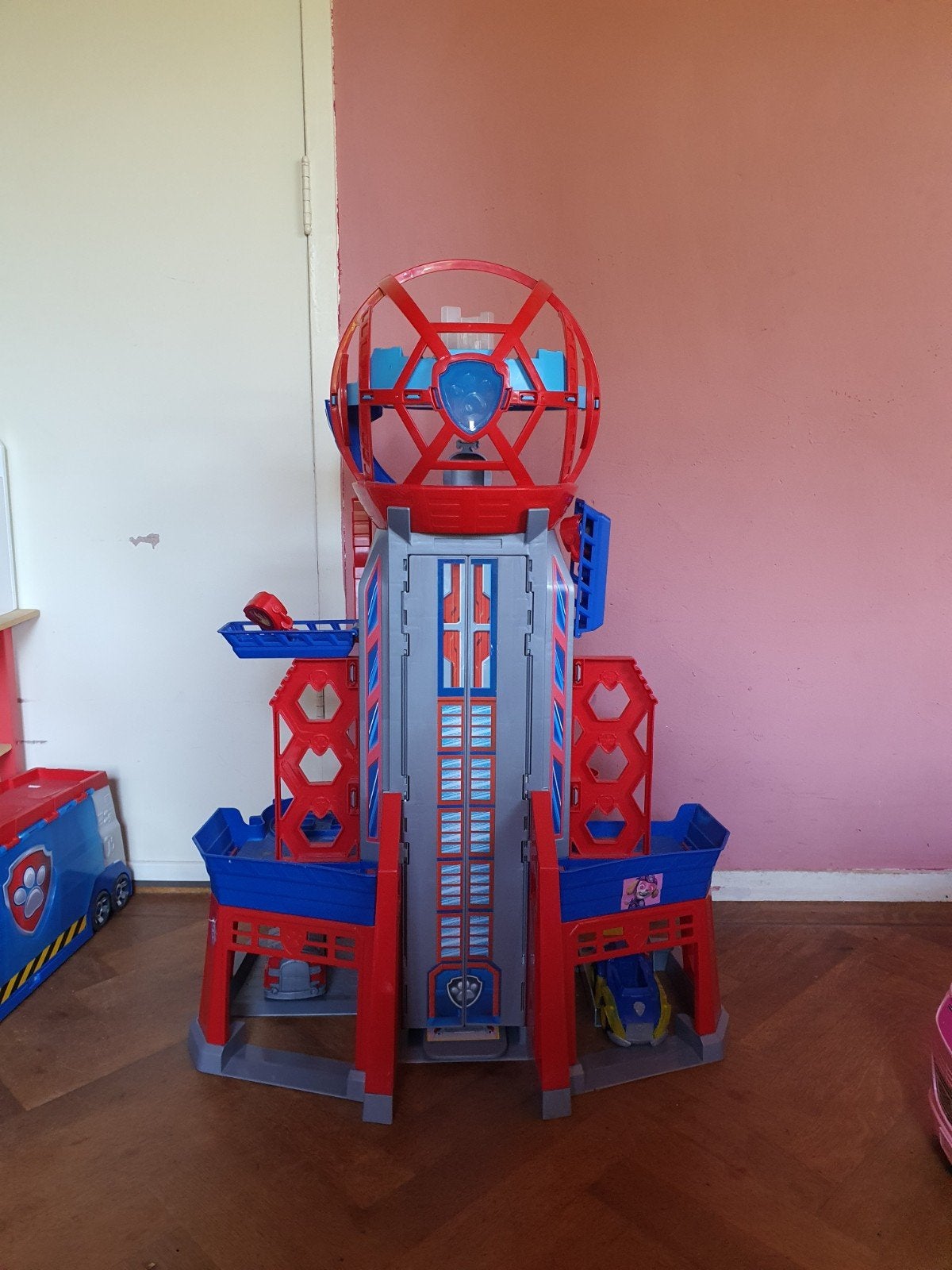 Puptoren Paw Patrol, Ophalen