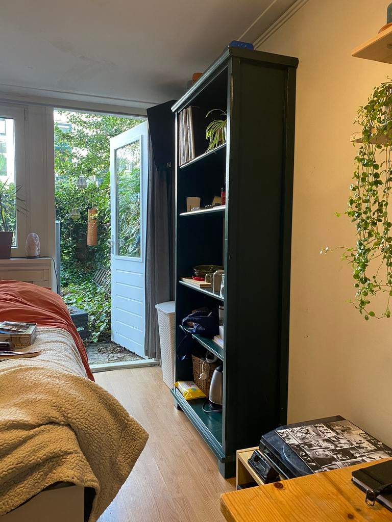 Klassieke groene boekenkast, Huis en Inrichting, Ophalen, Gebruikt, 50 tot 100 cm, 150 tot 200 cm
