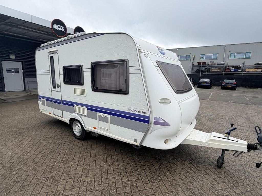Hobby De Luxe 400 SF Lichtgewicht, Mover, Caravans en Kamperen, Caravans, Hobby, Treinzit, 750 - 1000 kg, 4 tot 5 meter