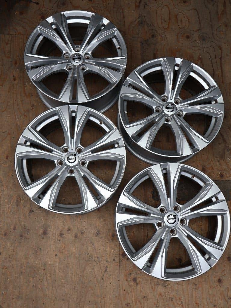 Originele Volvo velgset (32243390) Adv.13, Ophalen, 18 inch, Velg(en), 32243390-2