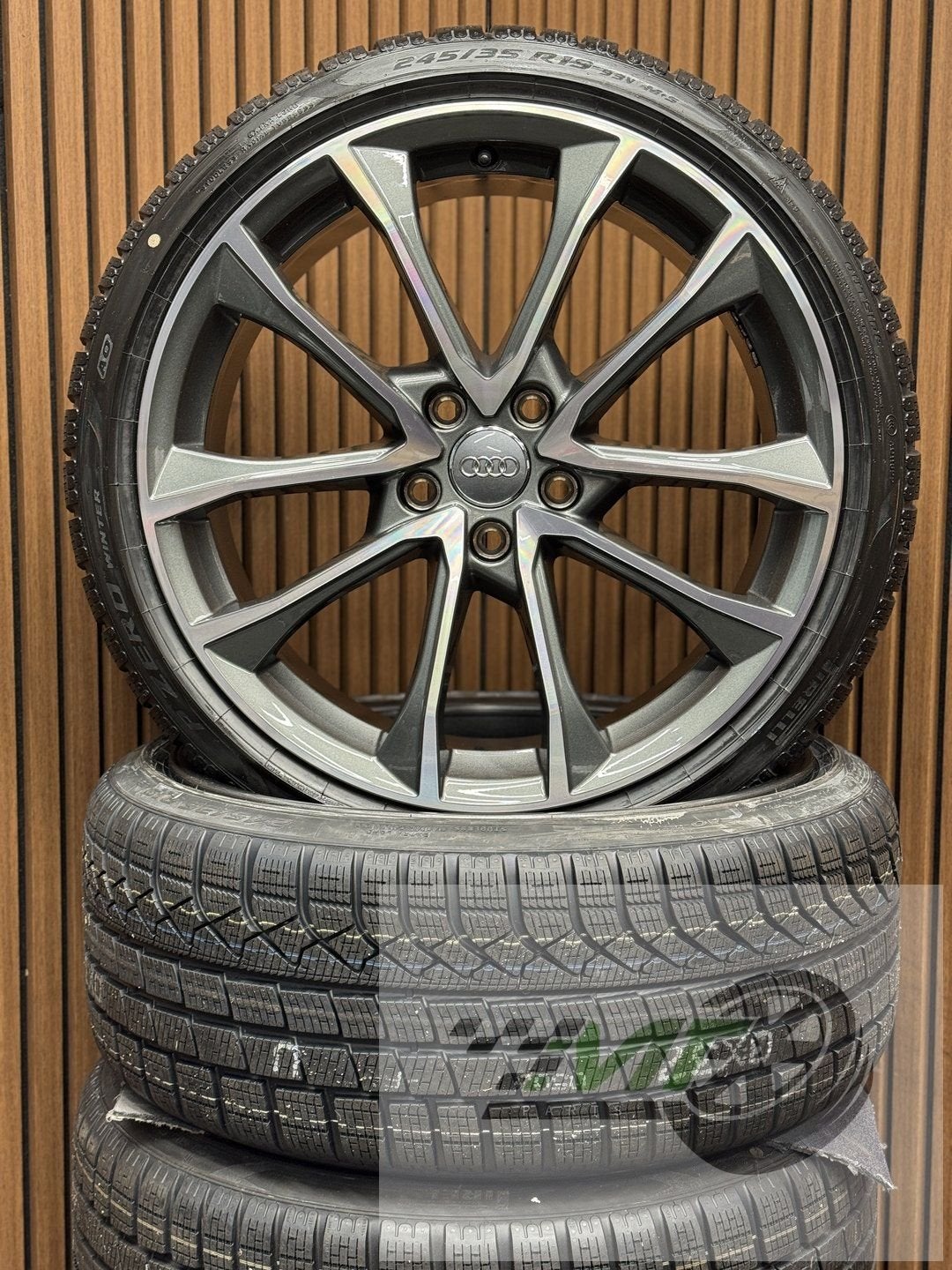 ❄️19" AUDI S4 A4 B9 B8 Competition WINTER 245 35 BTW NEW OEM, Auto-onderdelen, Banden en Velgen, Banden en Velgen, Winterbanden