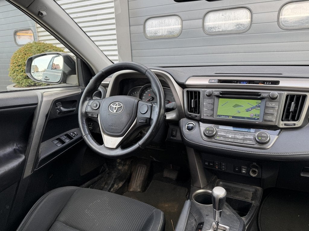 Toyota RAV4 2.0 Style 4WD | Navigatie | Camera | Stoelverwar, Auto's, Automaat, Stof, Gebruikt, Euro 6