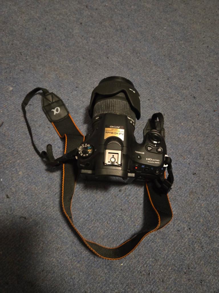 Sony A58 met Sigma 18-200mm lens, Audio, Tv en Foto, Fotocamera's Digitaal, Spiegelreflex, Ophalen of Verzenden, Zo goed als nieuw