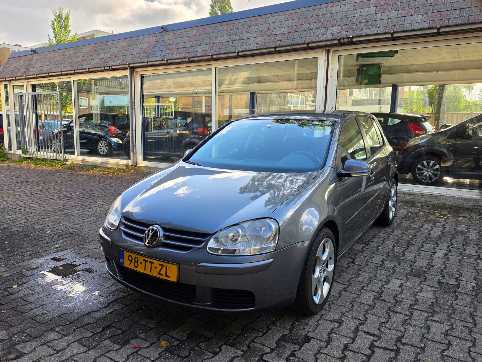 Volkswagen Golf 1.6 16V FSI 85KW AUT 2007 Grijs, Auto's, 4 cilinders, Origineel Nederlands, 115 pk, Golf