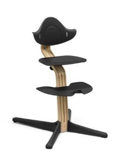 Stokke Nomi Kinderstoel – Eiken(Oak) Zwart, Kinderen en Baby's, Kinderstoelen, Aanschuifbaar, Stokke AS, Verzenden, Meegroeistoel