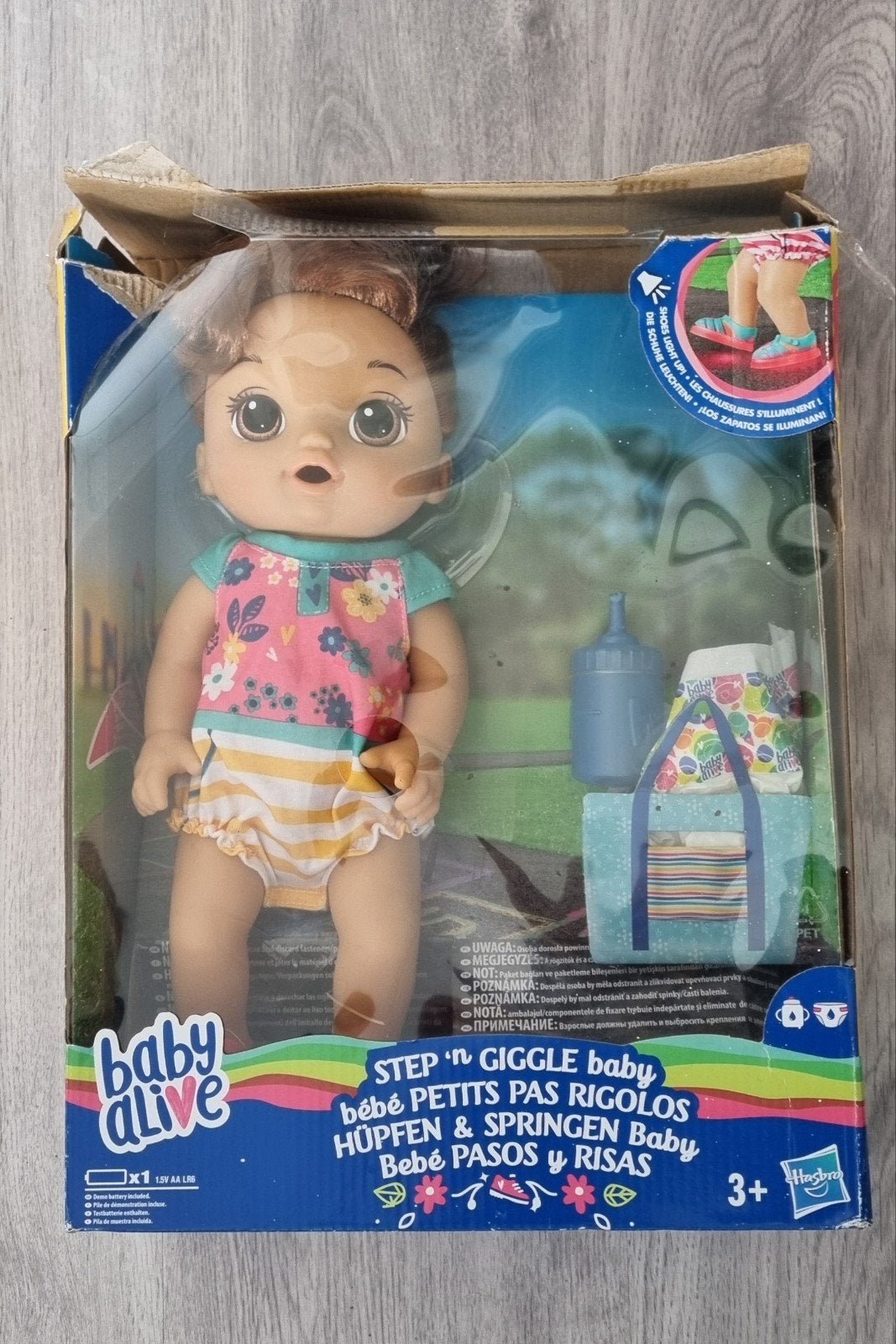 HASBRO BABY ALIVE step & giggle baby in doos zgan!, Kinderen en Baby's, Speelgoed | Poppen, Ophalen of Verzenden, Zo goed als nieuw