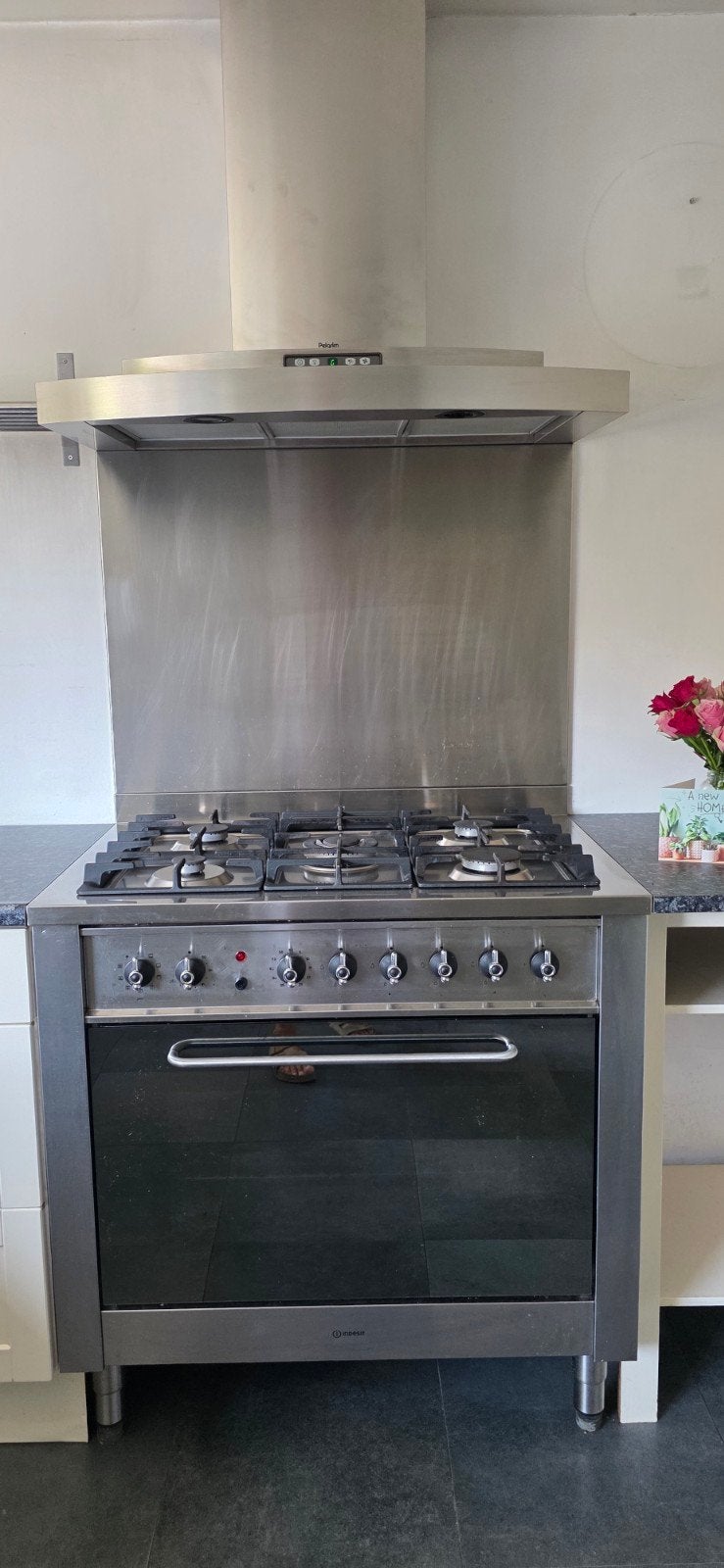 indesit gasfornuis en oven vrij staand, Ophalen, Gebruikt, Gas, Vrijstaand