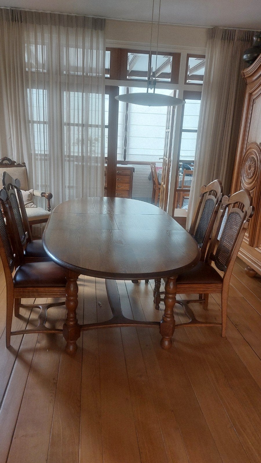 Eiken eettafel met 4 stoelen, Ophalen