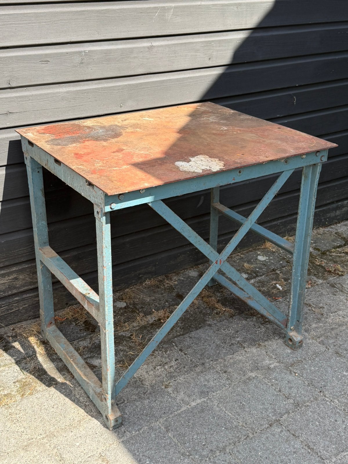 Stalen werkbank tafel., Doe-het-zelf en Verbouw, Werkbanken, Ophalen, Gebruikt, 70 tot 120 cm