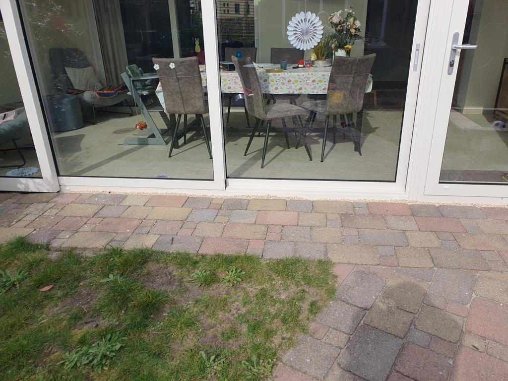 17m2 terrastegels GRATIS AF TE HALEN, Doe-het-zelf en Verbouw, Kozijnen en Schuifpuien, Ophalen, Hout, 225 cm of meer, Raamkozijn