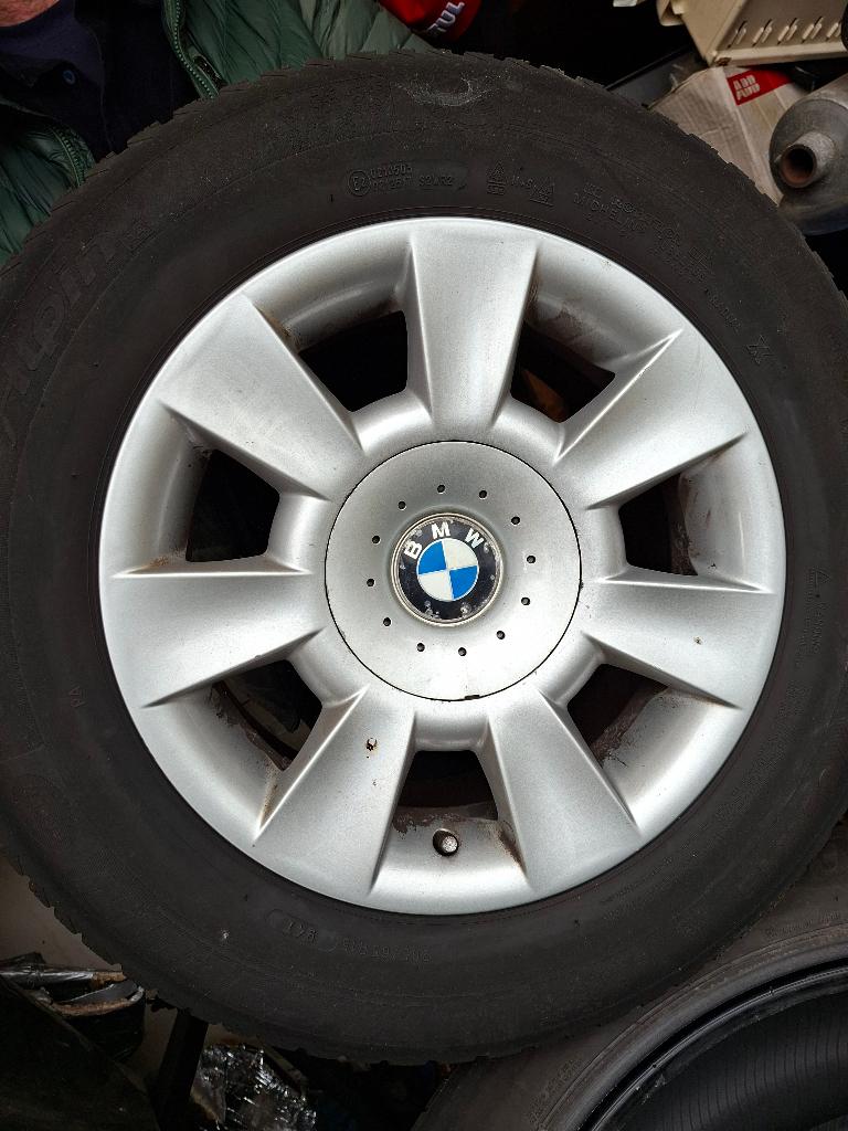 Bmw 5 serie velgen met banden, Auto-onderdelen, Banden en Velgen, Ophalen, Gebruikt, 15 inch, Banden en Velgen
