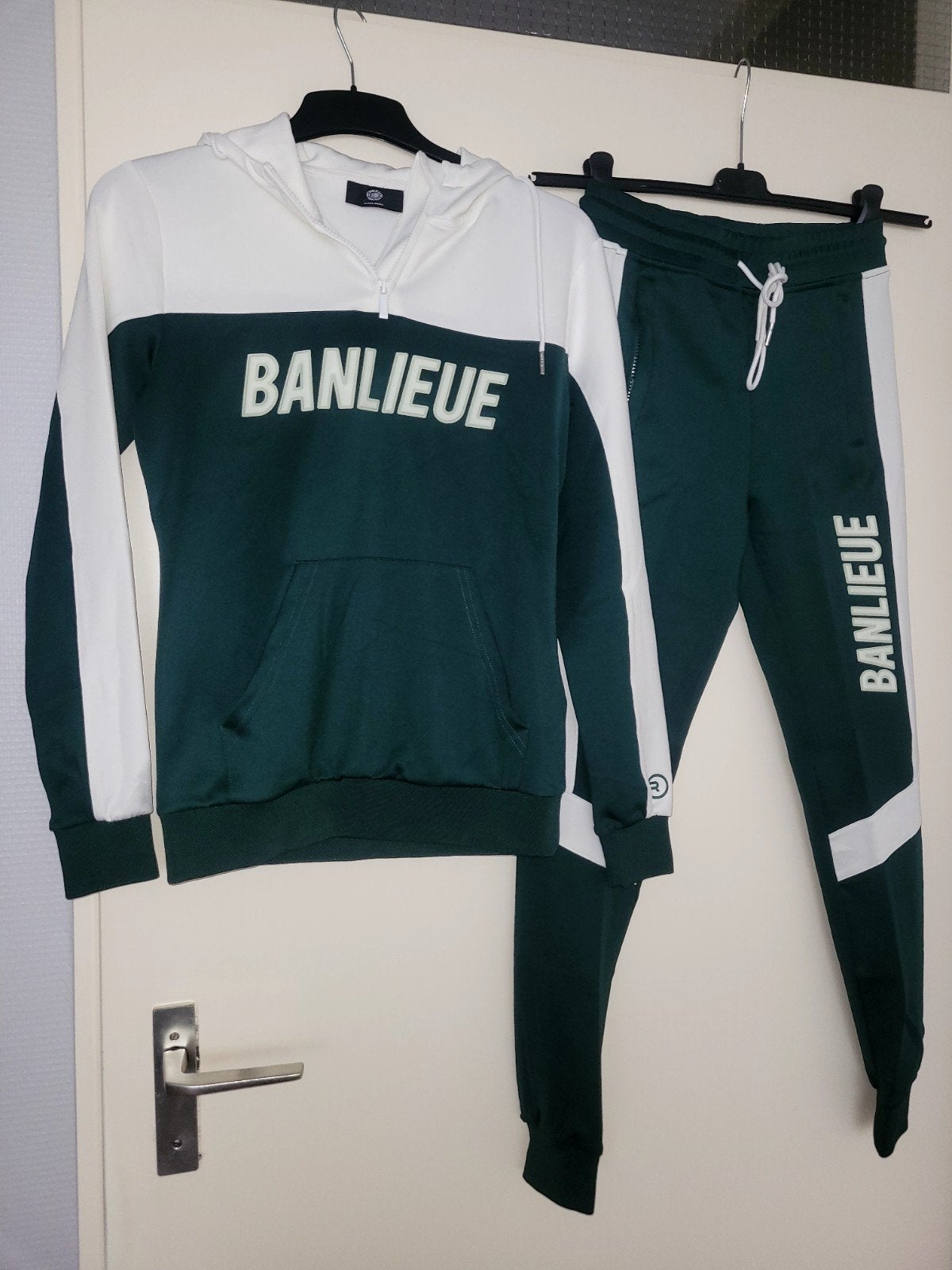 Banlieue trainingspak - Groen/Wit - Maat XS, Ophalen, Overige kleuren, Overige jeansmaten, Zo goed als nieuw