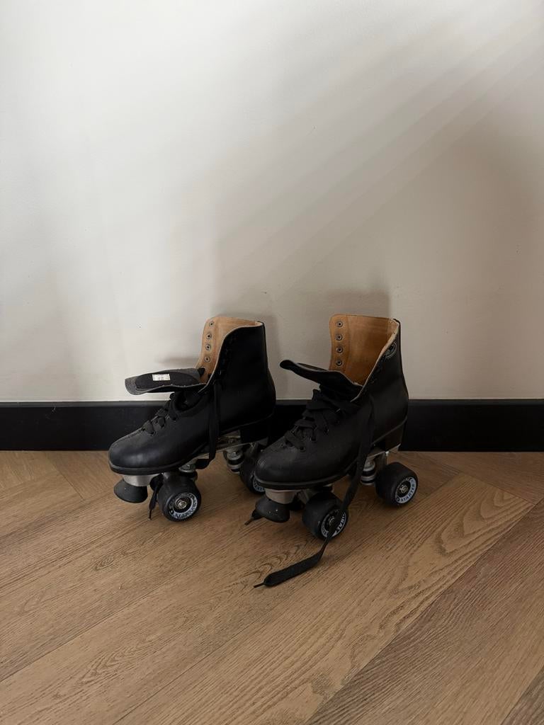 Zwarte leren rolschaatsen - Maat 37, Ophalen, Gebruikt, Dames