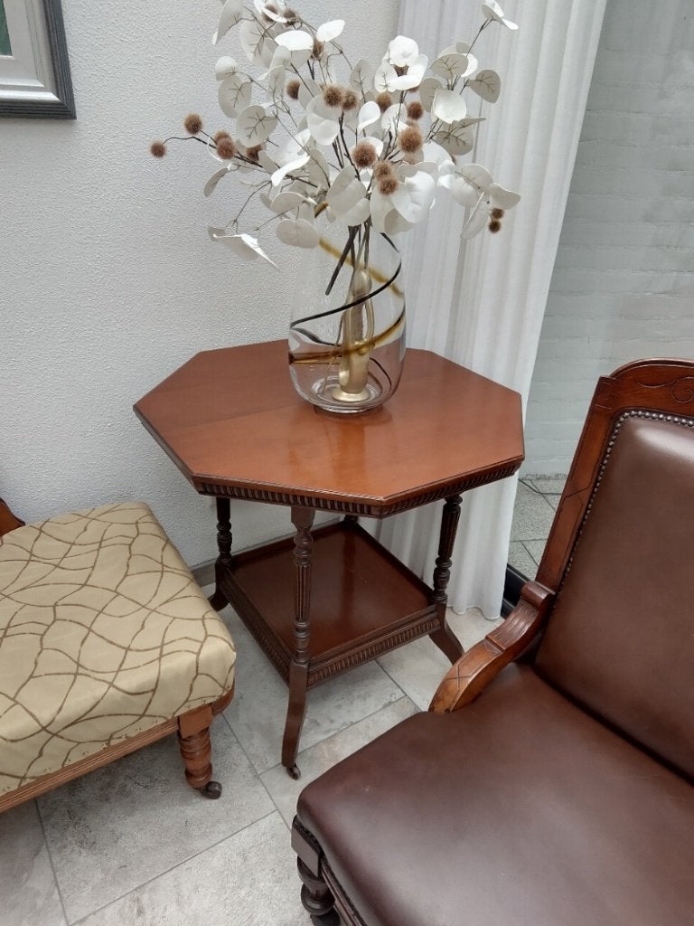 James Schoolbred Antique Arts & Crafts Oct. Side End Table, Ophalen