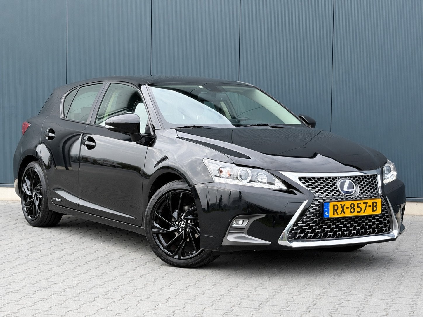 Lexus CT 200h Business Line Led - Alcantara - Navi - Camera, Auto's, 136 pk, Gebruikt, 4 cilinders, Alcantara